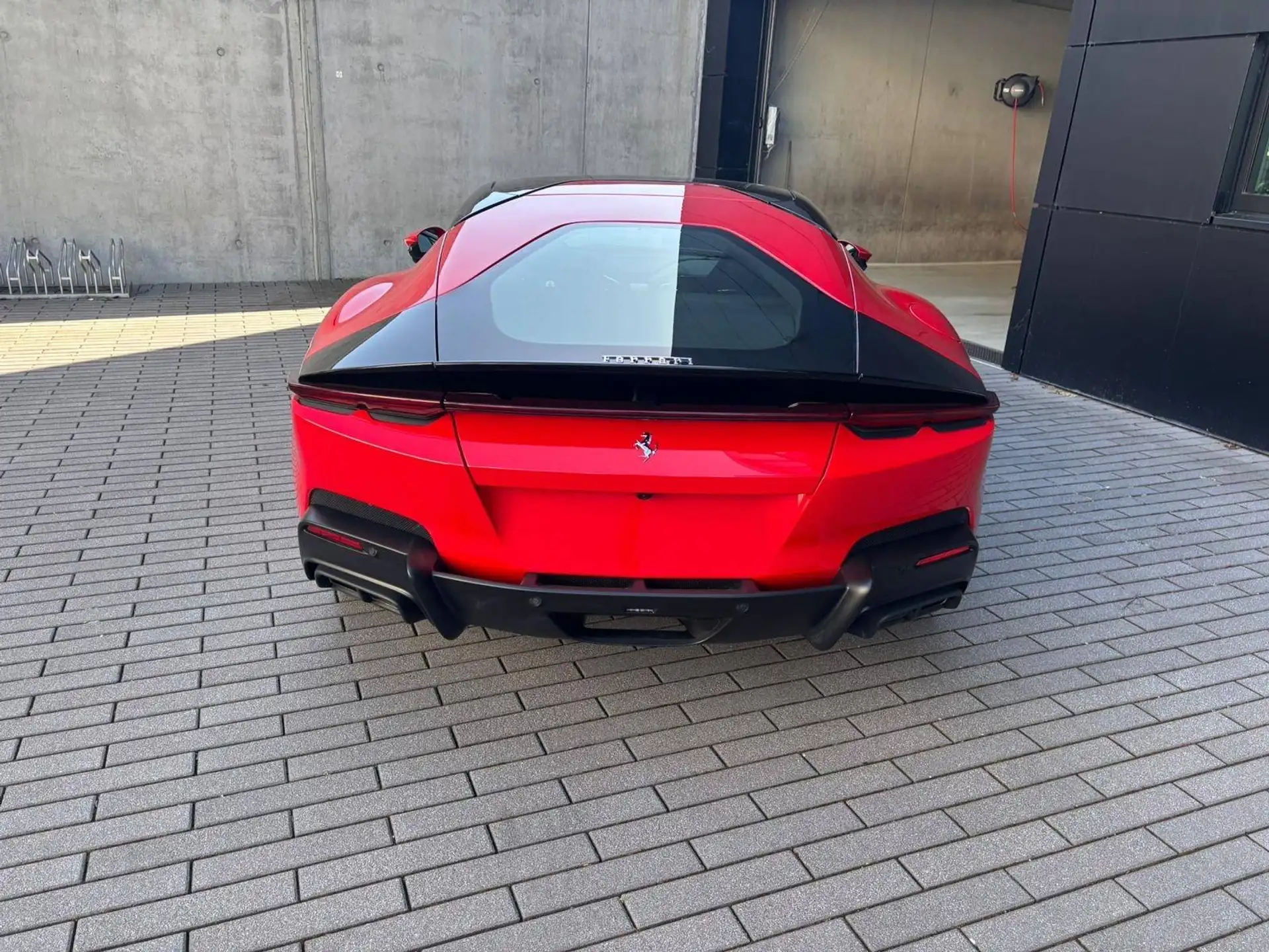 페라리 12 칠린드리 2026 빨강 사진 5
