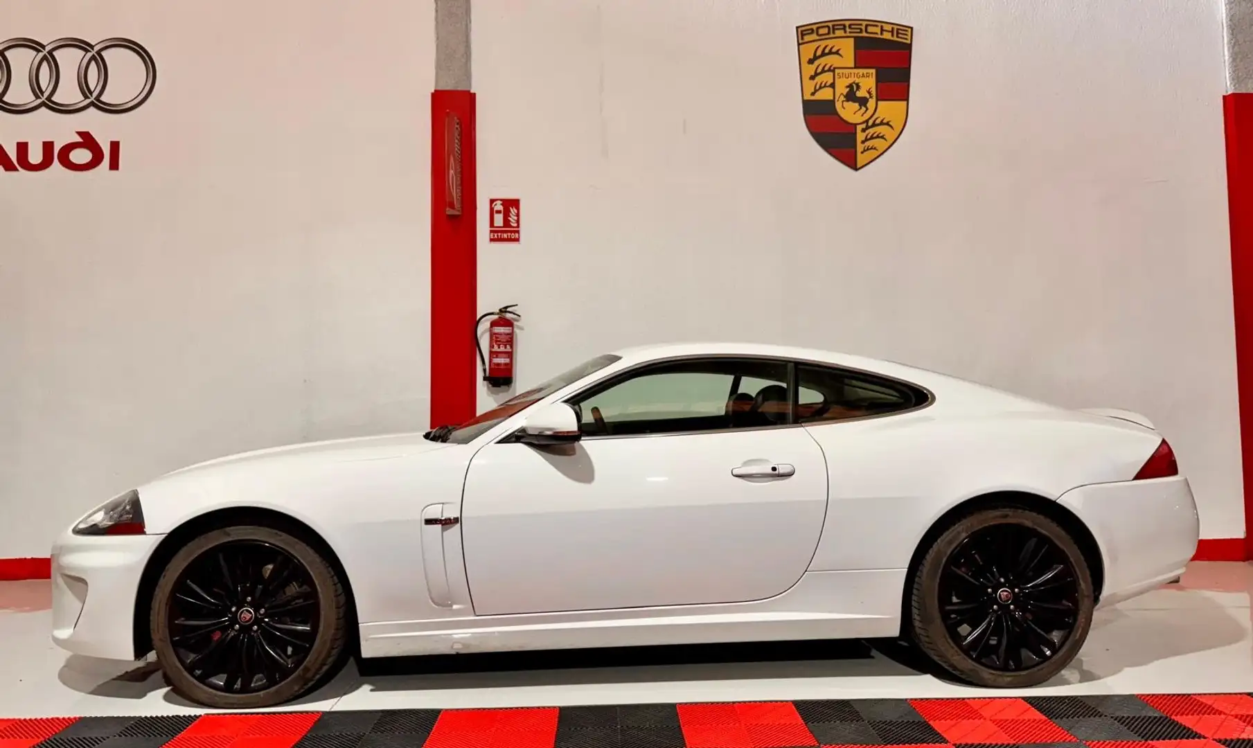 Jaguar XK XK 5.0 V8 Portfolio Convertible Aut. Portfolio Blanco - 1