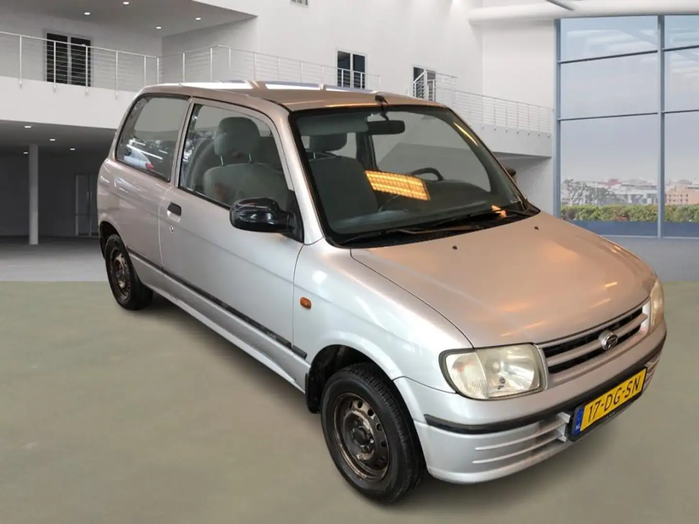 Daihatsu Cuore 1.0-12V STi Grigio - 2