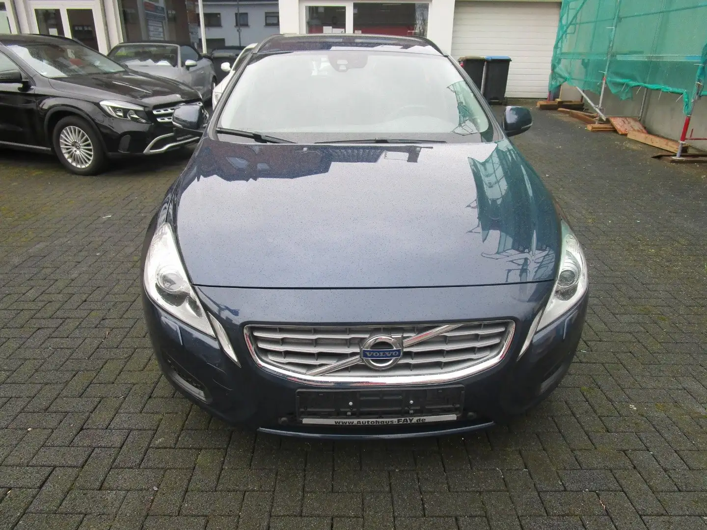 Volvo V60 Kombi Momentum Blu/Azzurro - 2