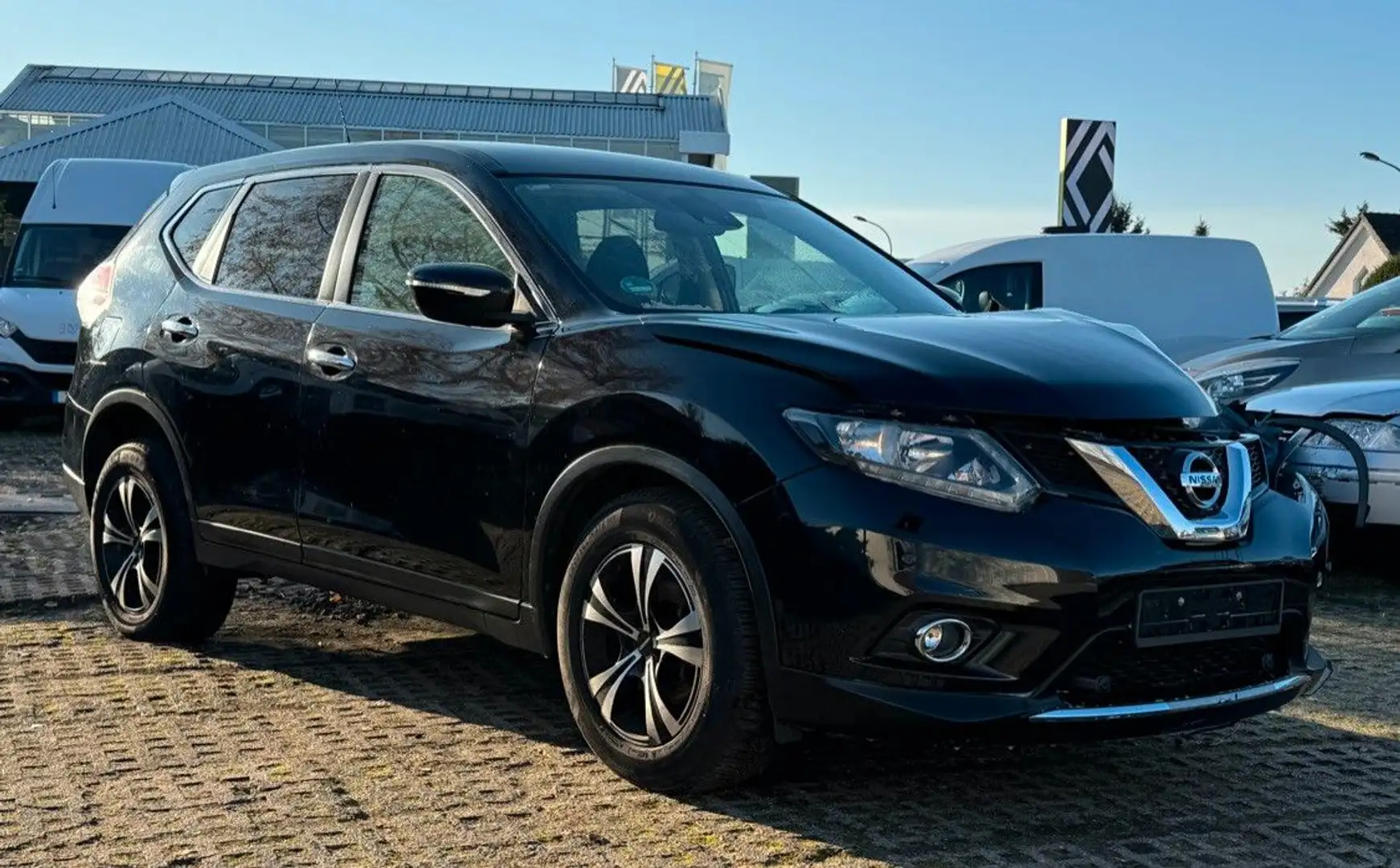 Nissan X-Trail N-Vision KLIMA*TEMPOMAT* Schwarz - 1