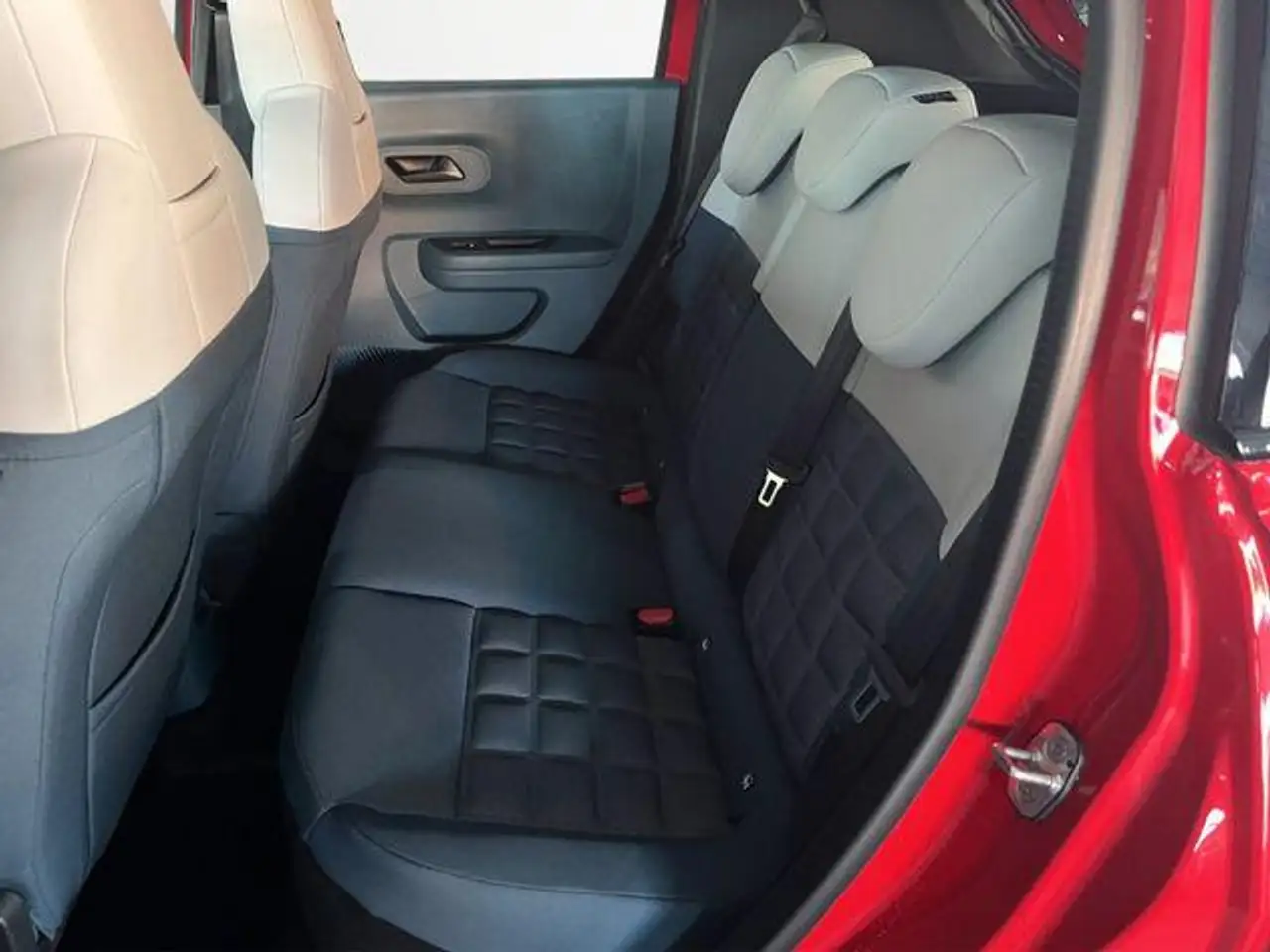 Fiat Grande Panda 2026 — фото 10