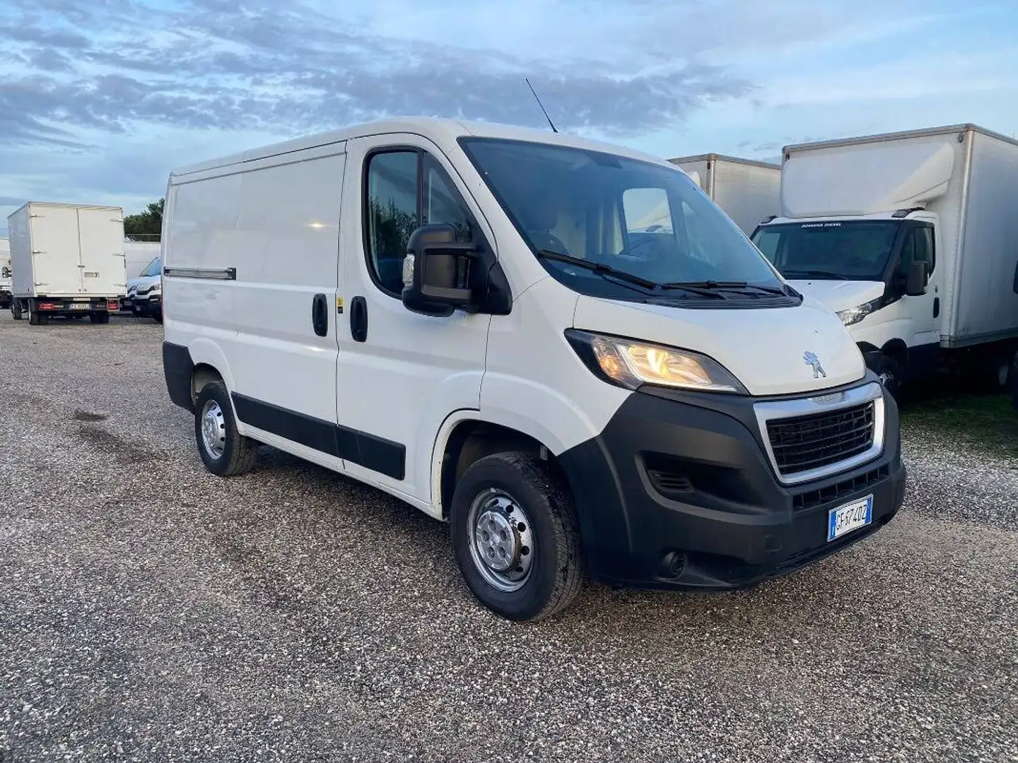 Peugeot Boxer 328 2.2 bluehdi 120cv S&S L1H1 +iva Bianco - 1
