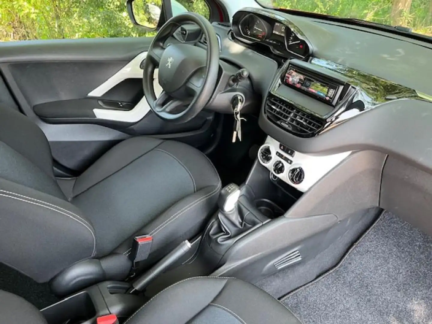 Peugeot 208 Like Rouge - 2