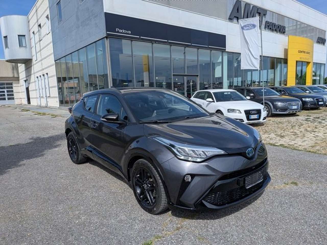 Toyota C-HR Black Line e-cvt PRONTA CONSEGNA