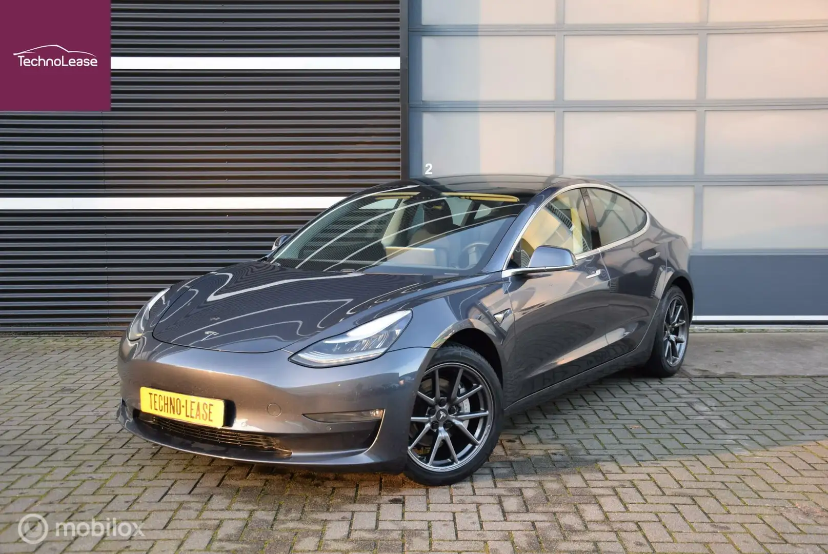 Tesla Model 3 Long Range AWD 75 kWh Gris - 1