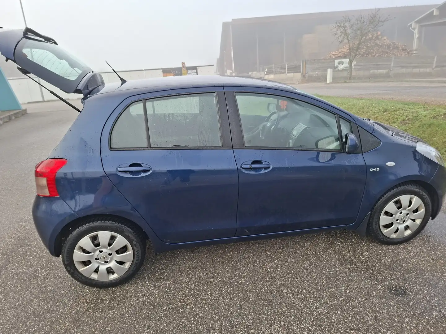 Toyota Yaris 1,4 D-4D 90 Luna - 2