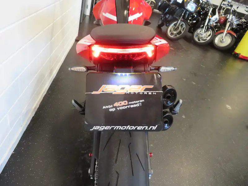 Ducati Monster 937 - foto 4