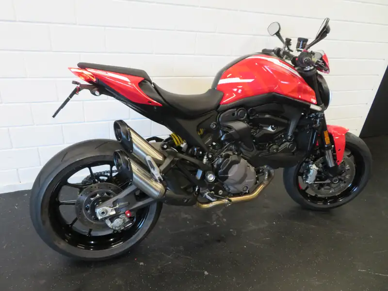 Ducati Monster 937 - foto 3
