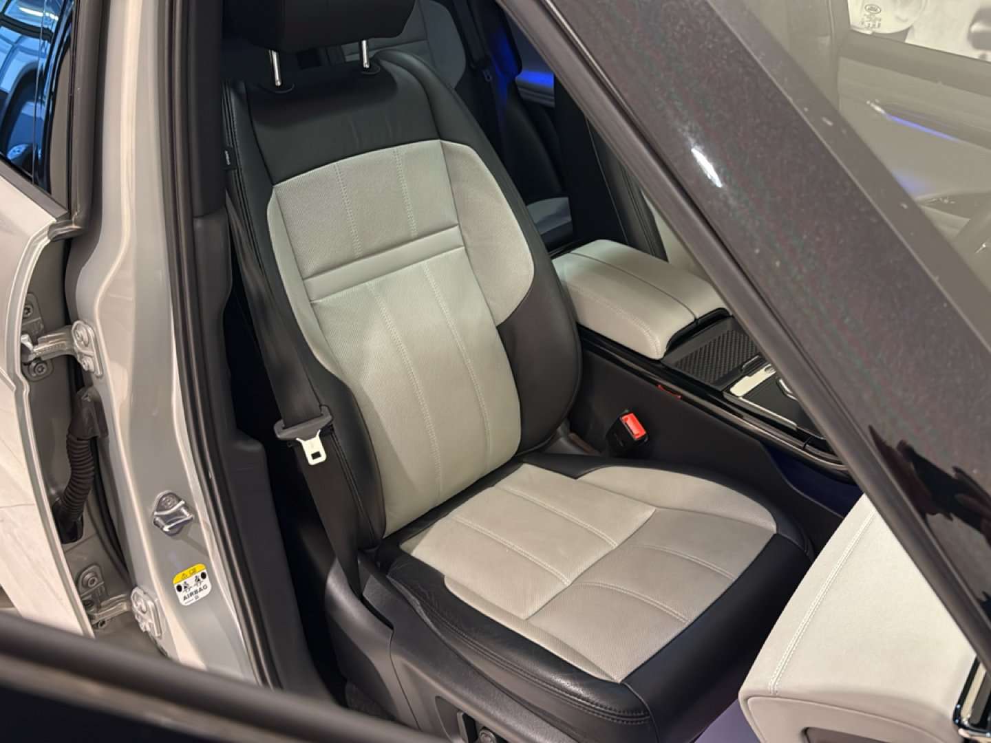 Land Rover Range Rover Evoque First Edition 2.0 I4 -  - Joinsteer - #4