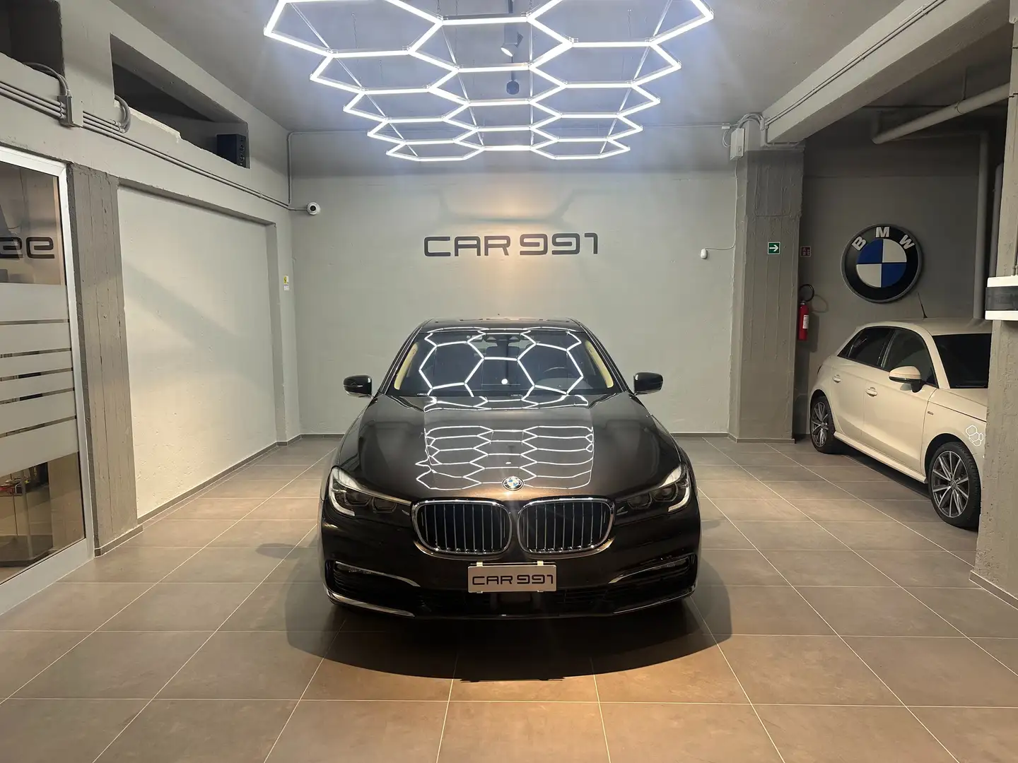 BMW 730 730d xdrive Luxury auto my18 NAVI SOSPENSION PNEUM Marrone - 2