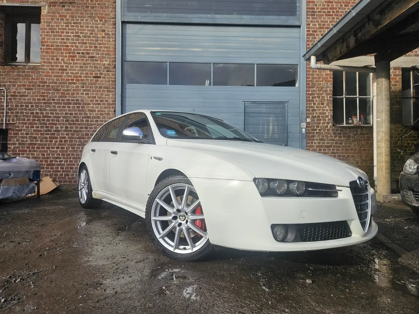 Alfa Romeo 159 159 2.4 JTD TI Blanc - 2