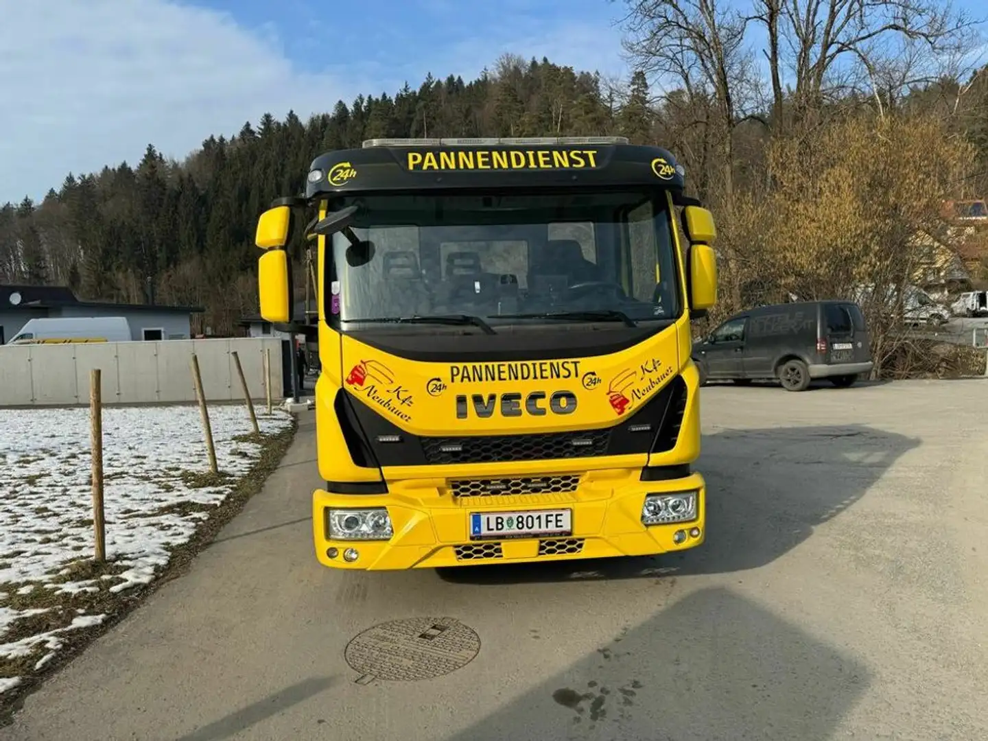 Iveco Abschleppwagen Netto €74.000,- Jaune - 2