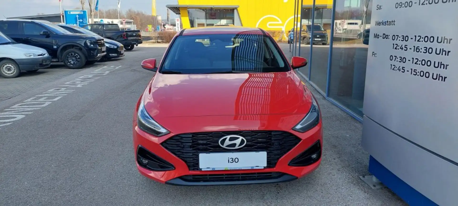 Hyundai i30 Kombi - PD Smart Line 1.5 DPI c5ks1 Rouge - 2