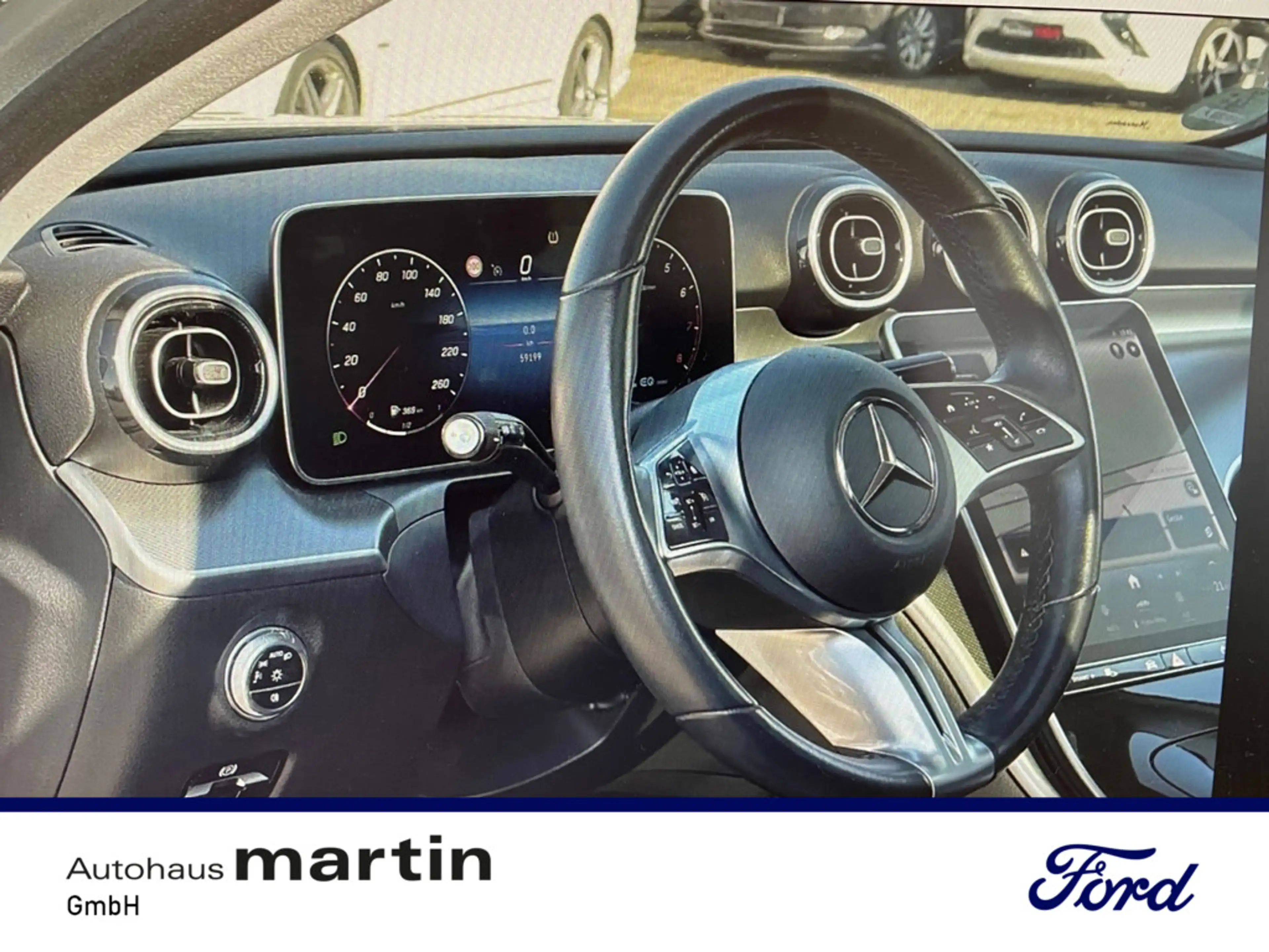 Mercedes-Benz C 180 T Avantgarde PTS KAMERA NAVI LED PANO — photo 10
