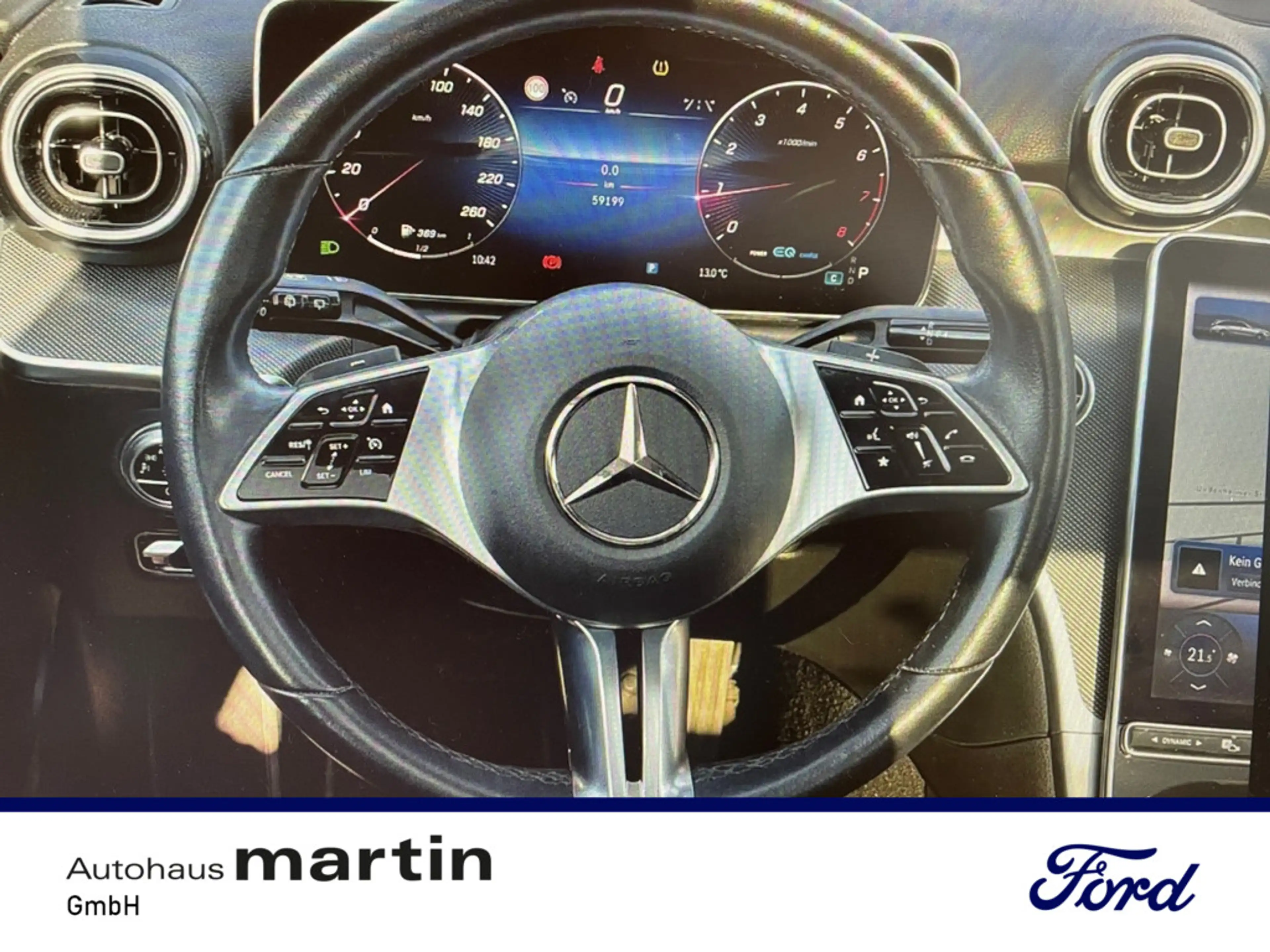 Mercedes-Benz C 180 T Avantgarde PTS KAMERA NAVI LED PANO — photo 11