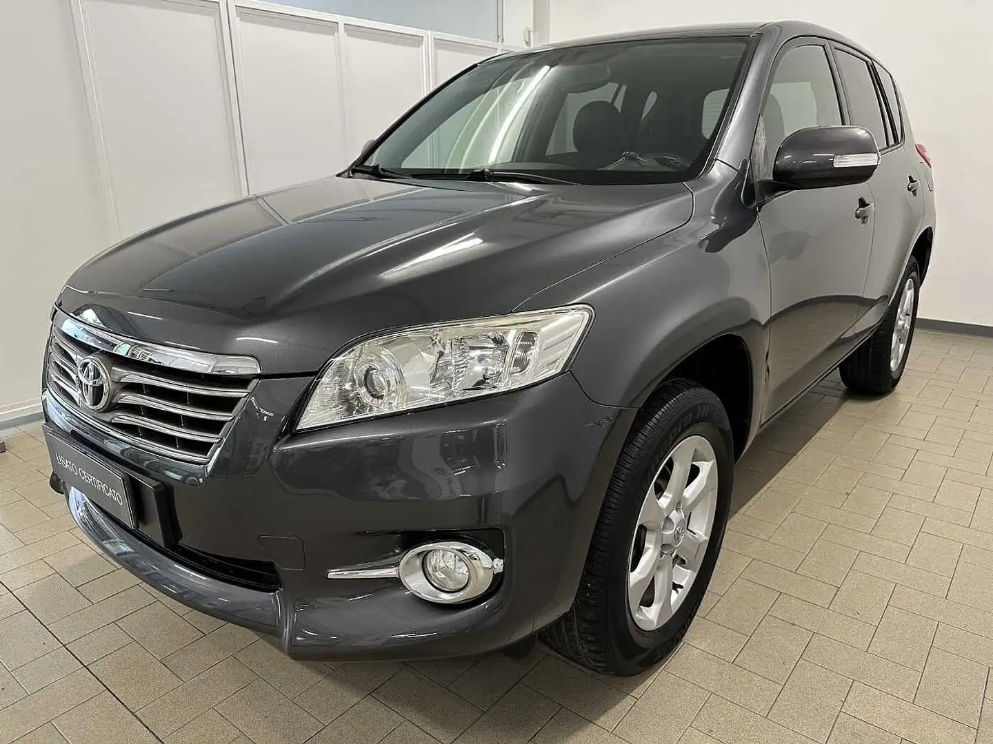 Toyota RAV 4 RAV4 3ª serie 2.2 D-4D 150 CV DPF Exclus Gris - 1