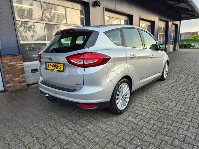 Ford C-Max view 2