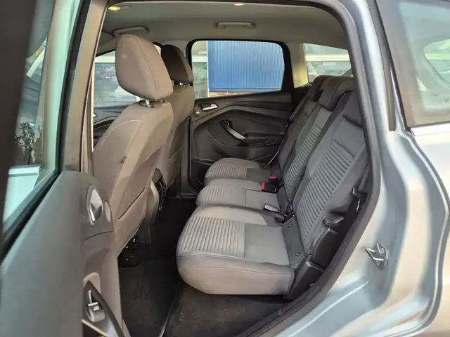 Ford C-Max view 12