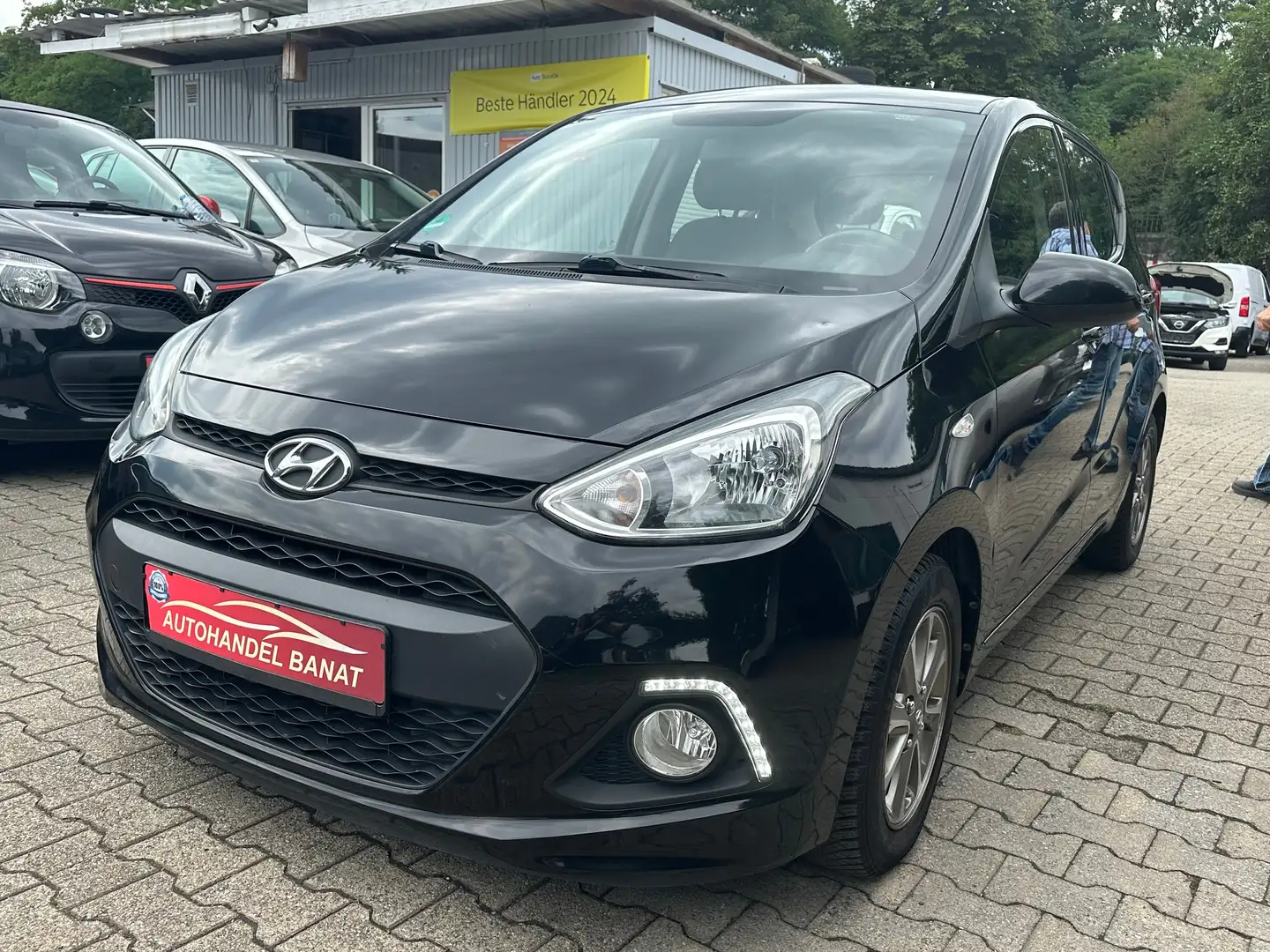 Hyundai i10 Intro Edition SERVICE NEU GEPFLEGT Schwarz - 1