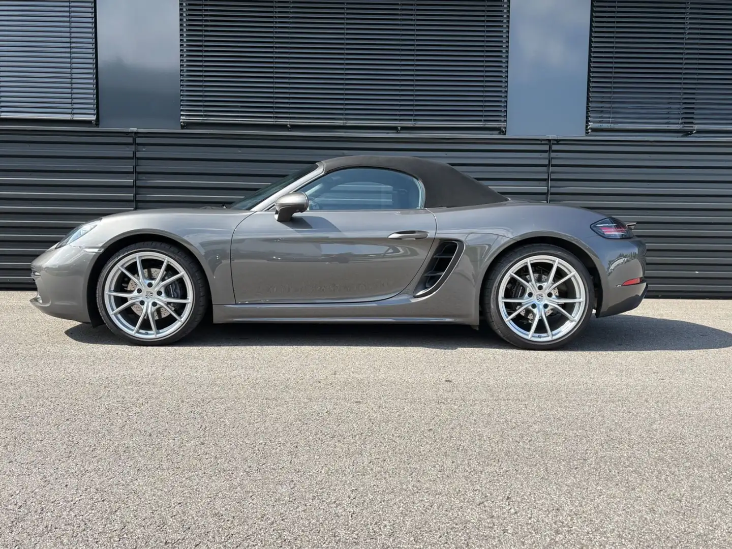 Porsche Boxster 718 -SCHALTER !!- 2.HAND-17.800 KM!! Gris - 1