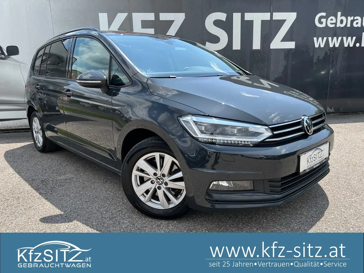 Volkswagen Touran Comfortline 2,0 TDI SCR DSG | VOLL-LED Grau - 1