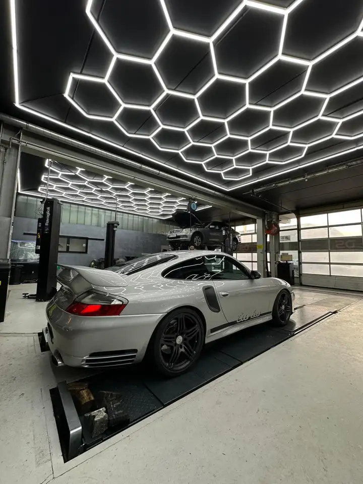 Porsche 996 911 Carrera 4 Coupé, foto 10