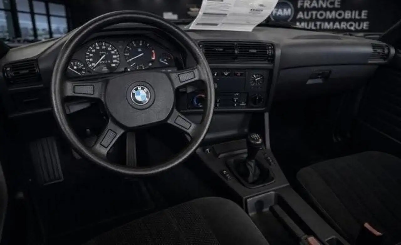 BMW 316 i, foto 3