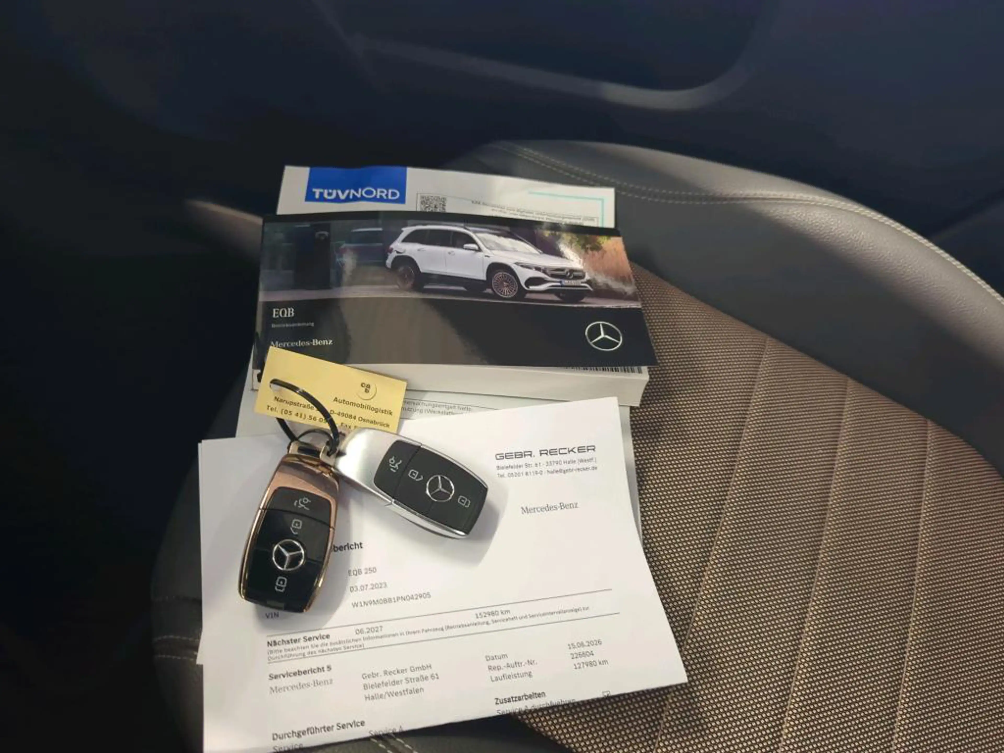 Mercedes-Benz EQB 300 EQB NAVI KLIMAAUT LED RADIO TEMPO MFL SHZ VC KAMERA ACC RFK T-LEDER — photo 13