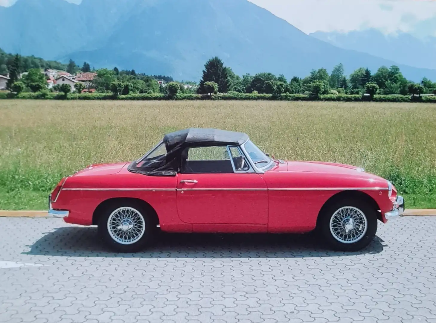 MG MGB Rosso - 1