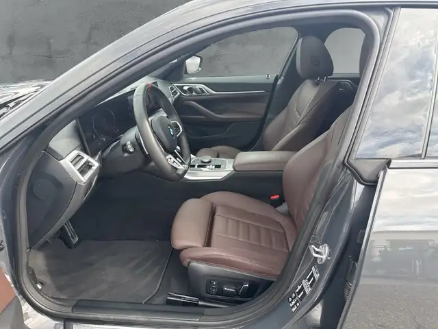 BMW 4 Series view 8