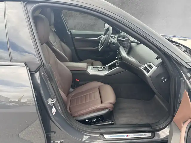 BMW 4 Series view 11
