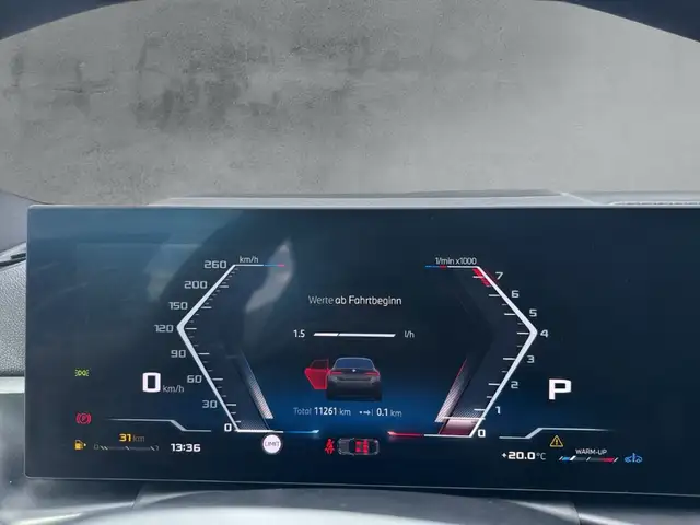 BMW 4 Series view 16