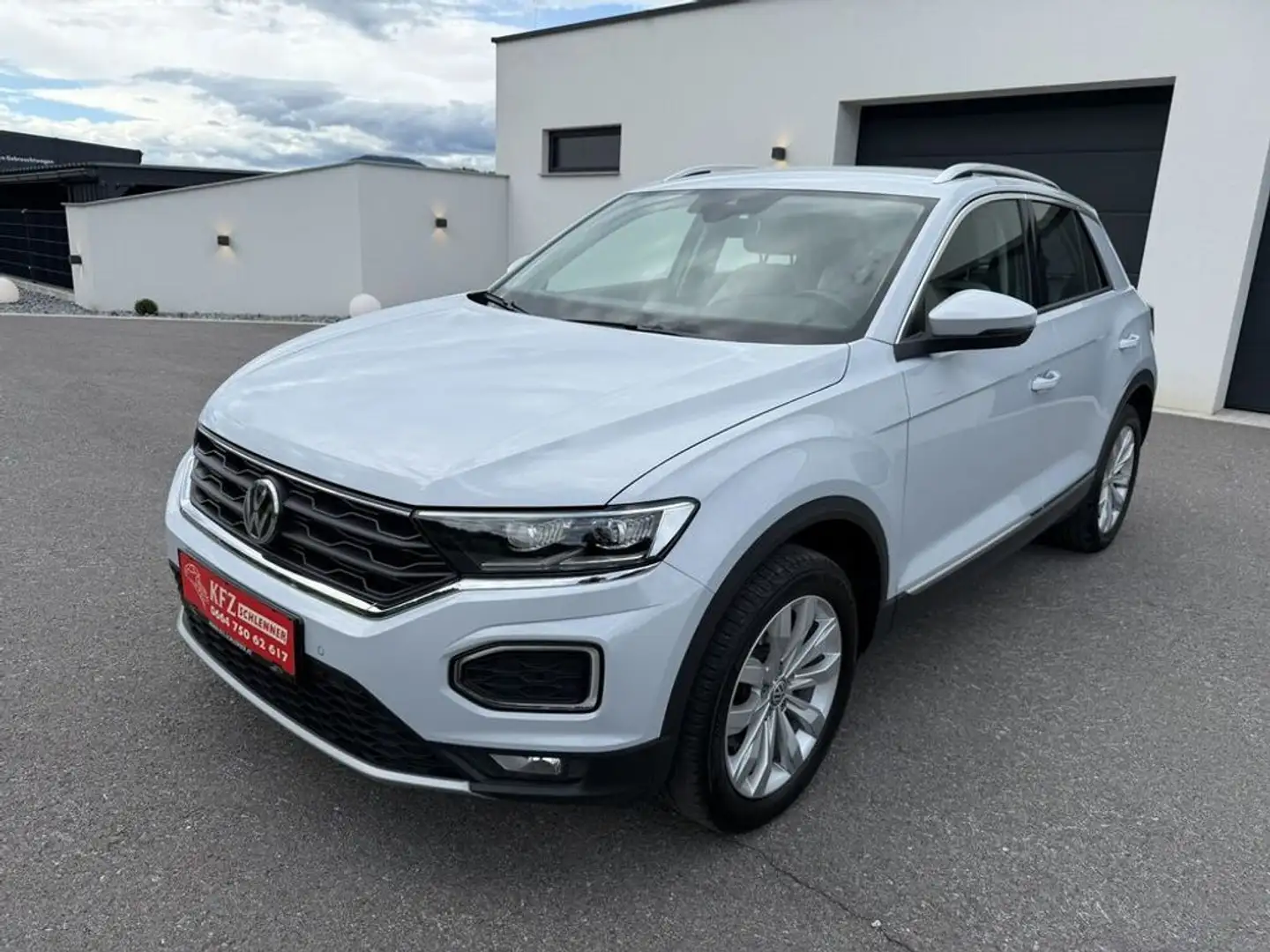 Volkswagen T-Roc Sport/ACC/AHK/LED Silber - 1