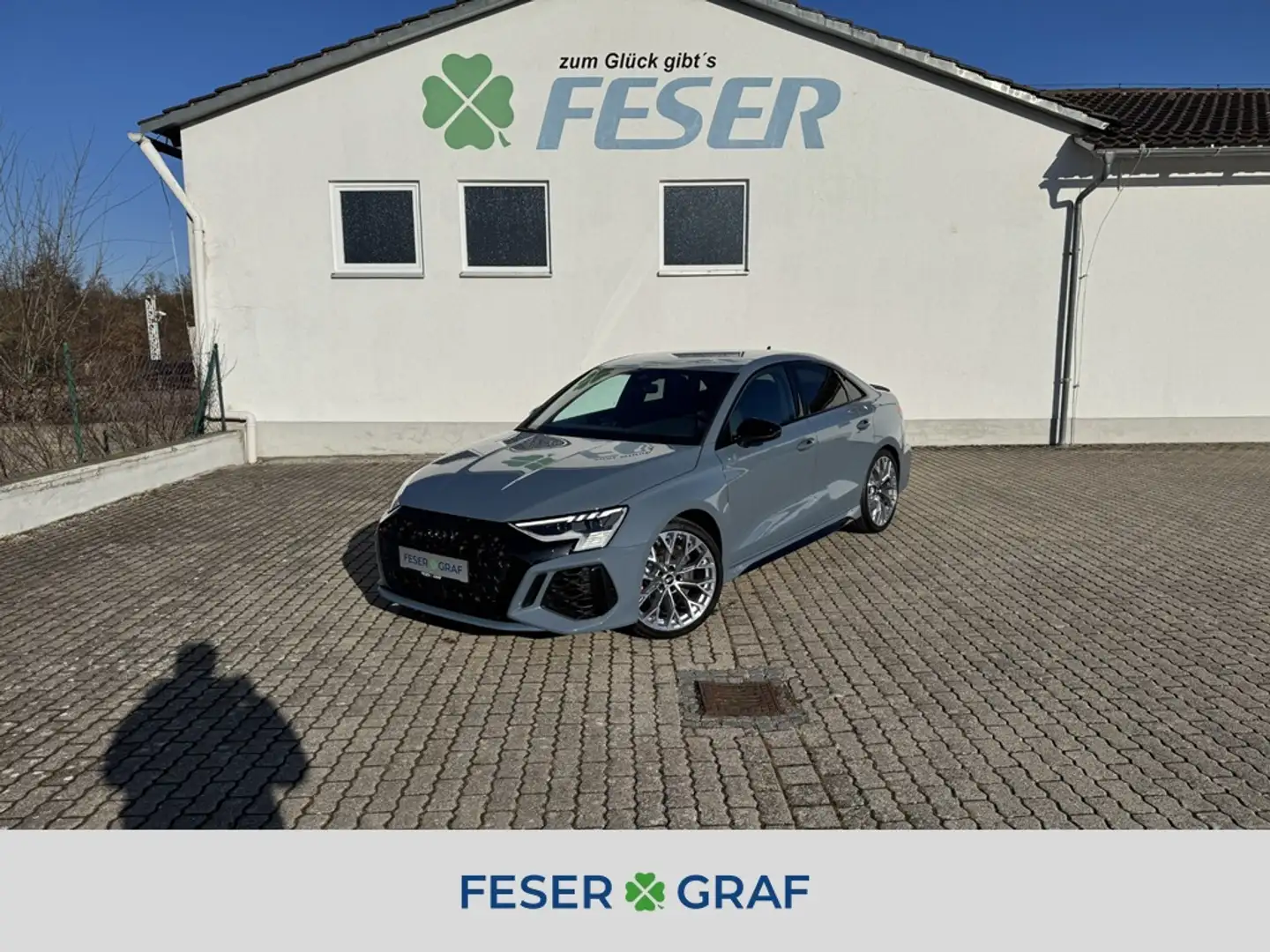 Audi RS3 Lim. 2.5 TFSI qu. ABGAS ACC B&O KAM MATRIX Grau - 1
