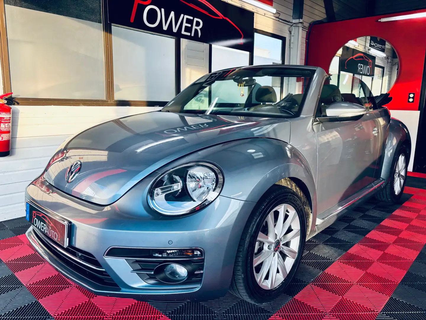 Volkswagen Beetle 2.0 tdi 138005 kms Blauw - 1
