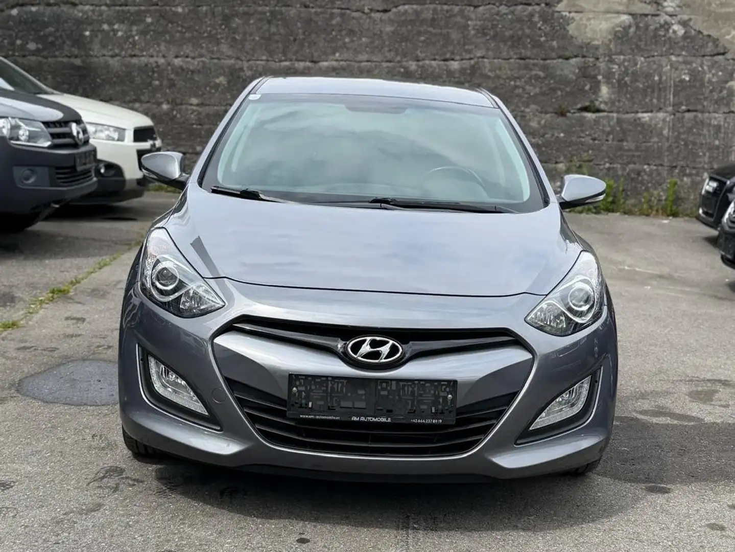 Hyundai i30 i30 CW 1,4 CVVT Europe Plus Europe Plus Grau - 2