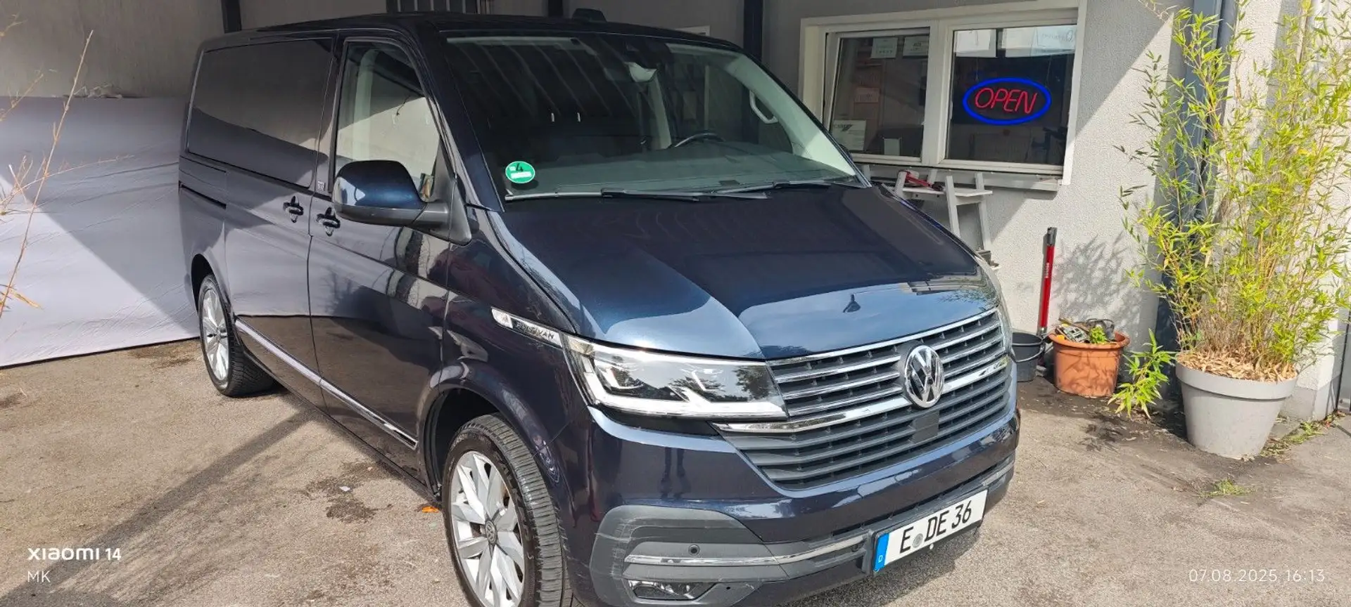 Volkswagen T6 Multivan Blau - 2