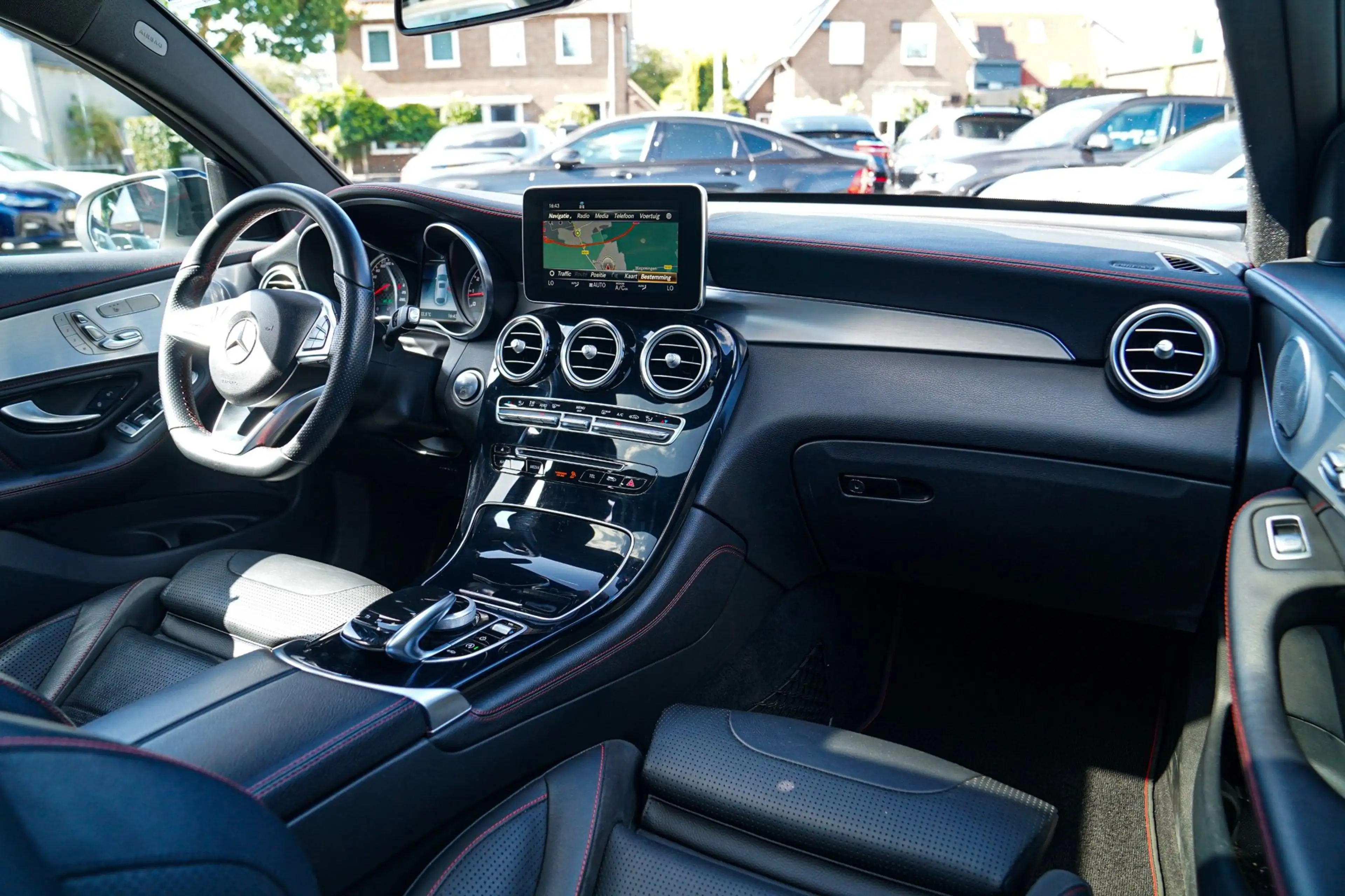 Mercedes-Benz GLC 43 AMG Coupé 4MATIC | Burmester | 360 Camera | Head Up Di — photo 20