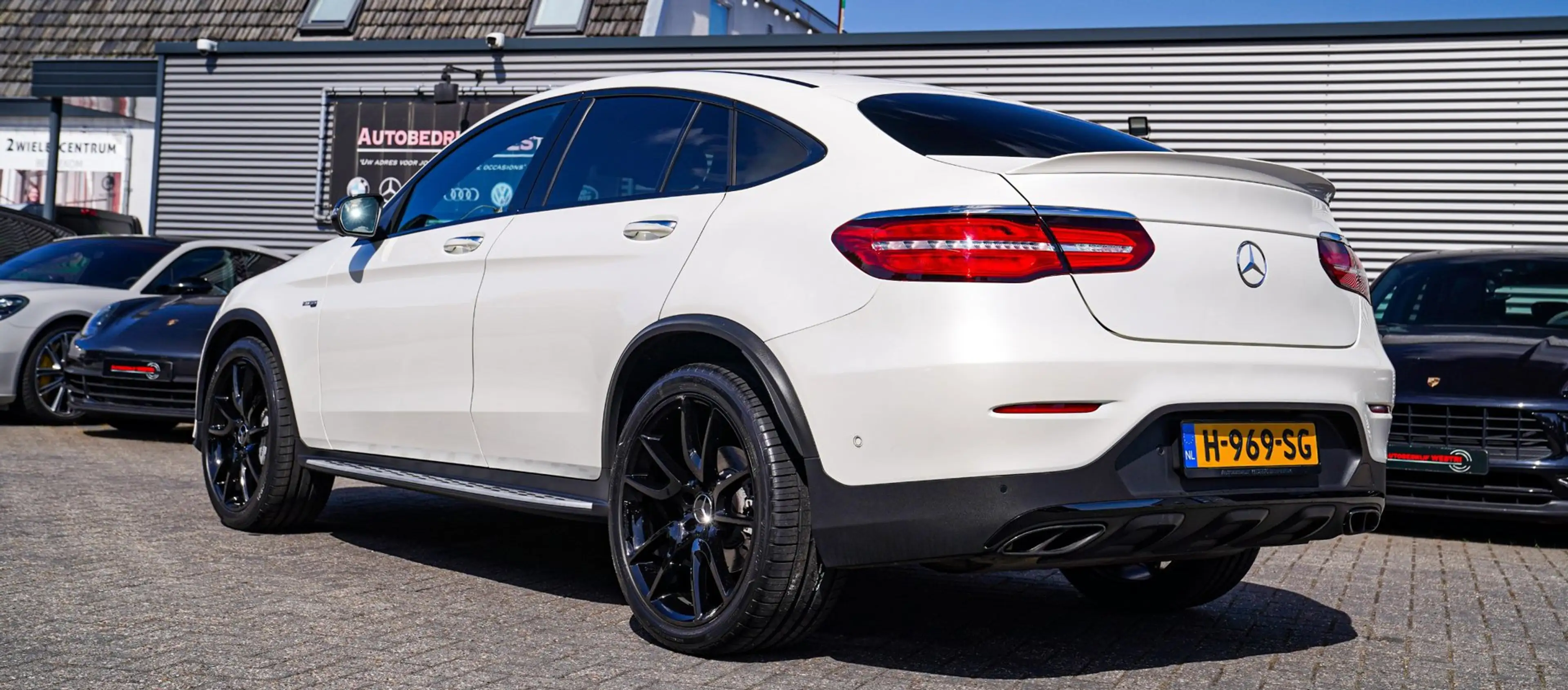 Mercedes-Benz GLC 43 AMG Coupé 4MATIC | Burmester | 360 Camera | Head Up Di — photo 14