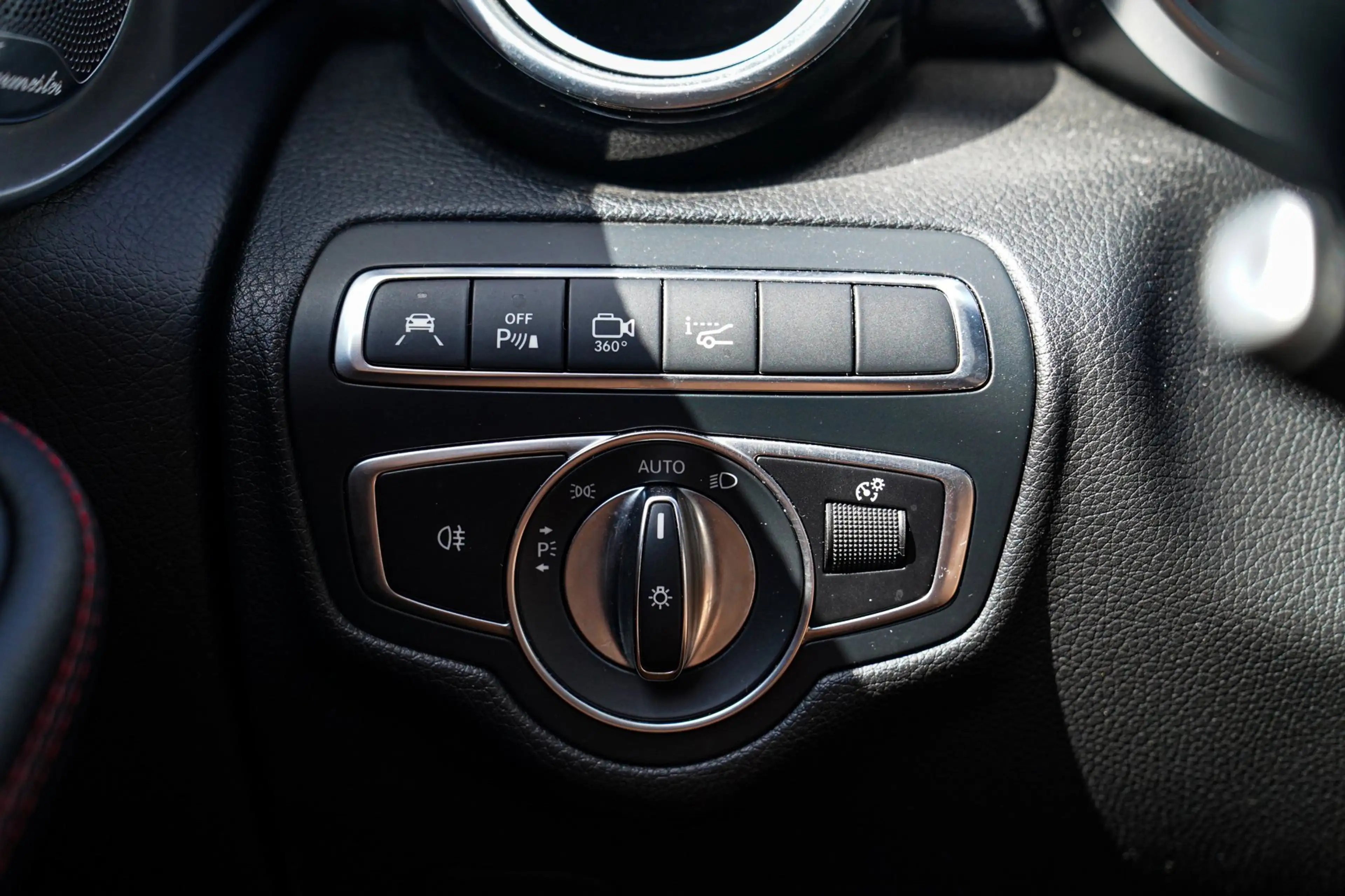 Mercedes-Benz GLC 43 AMG Coupé 4MATIC | Burmester | 360 Camera | Head Up Di — photo 33