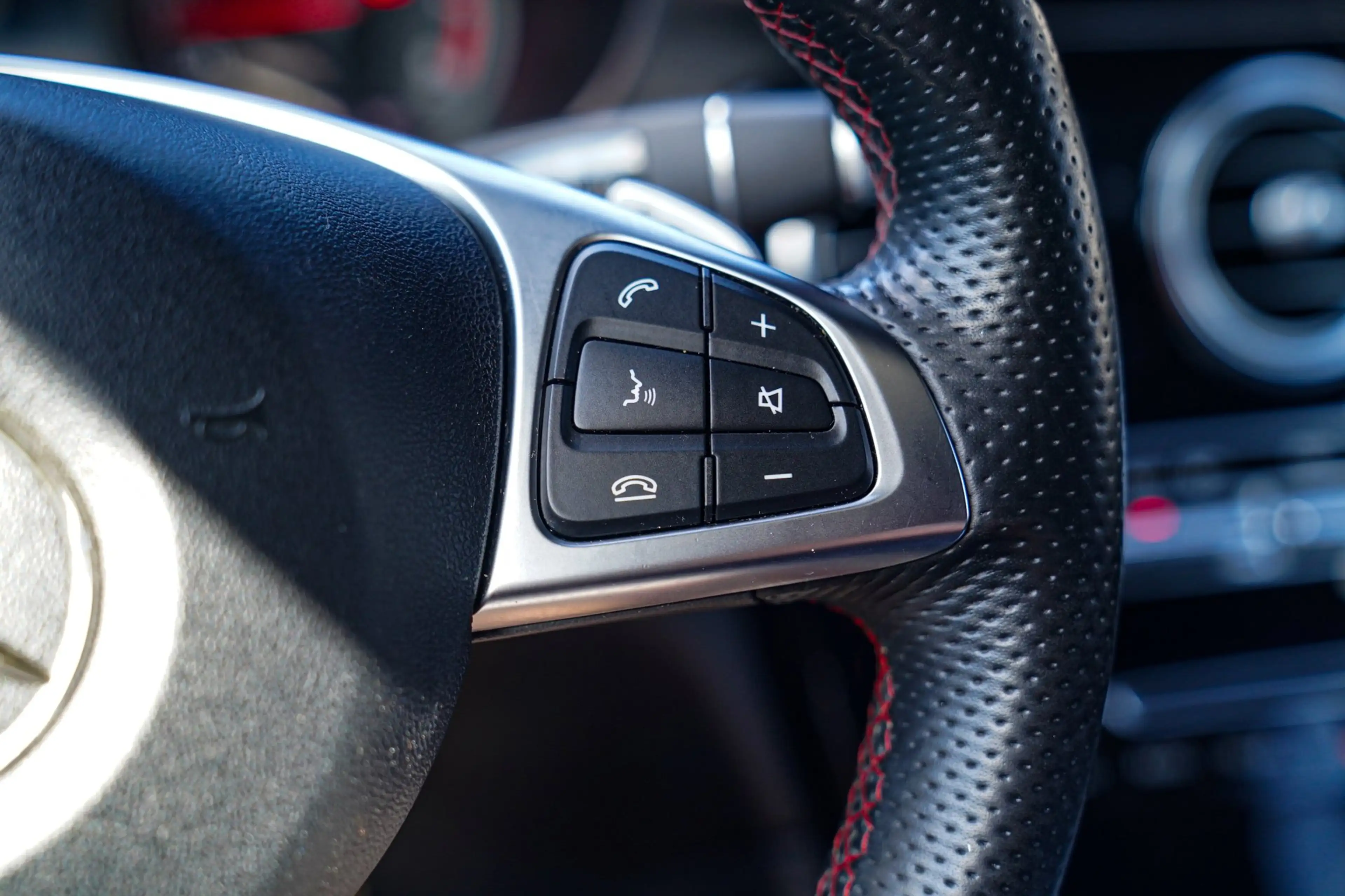 Mercedes-Benz GLC 43 AMG Coupé 4MATIC | Burmester | 360 Camera | Head Up Di — photo 37