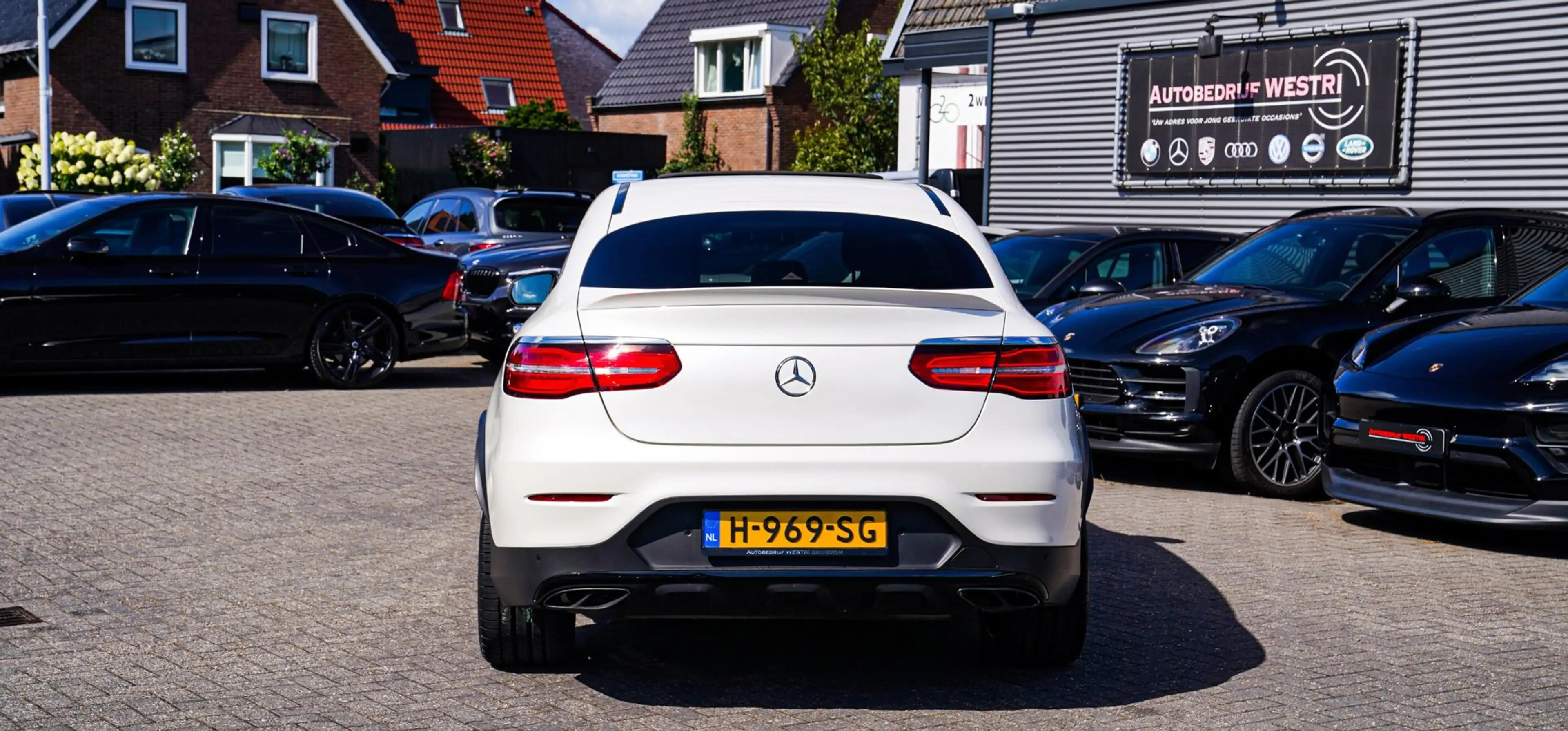 Mercedes-Benz GLC 43 AMG Coupé 4MATIC | Burmester | 360 Camera | Head Up Di — photo 11