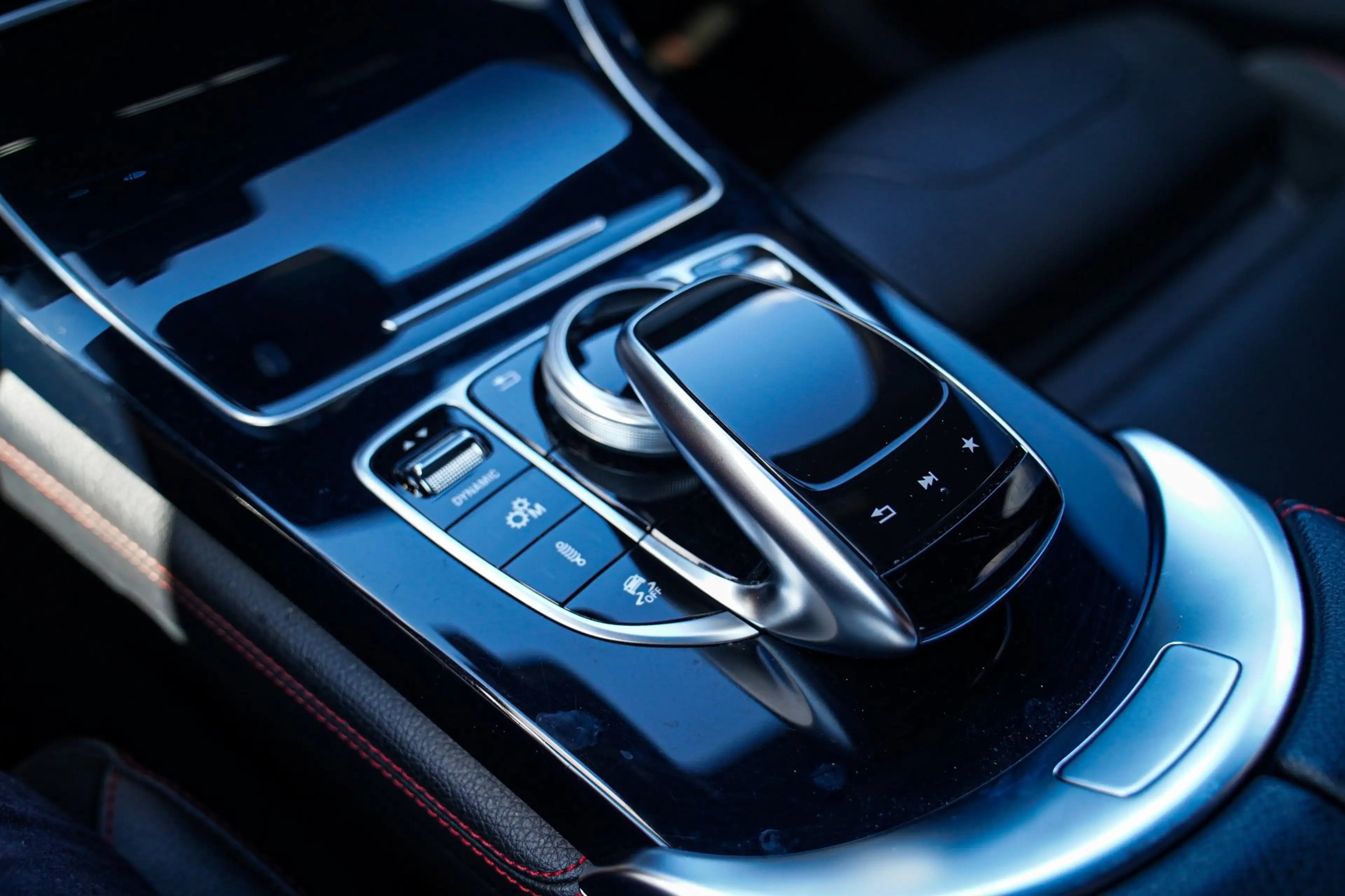 Mercedes-Benz GLC 43 AMG Coupé 4MATIC | Burmester | 360 Camera | Head Up Di — photo 38