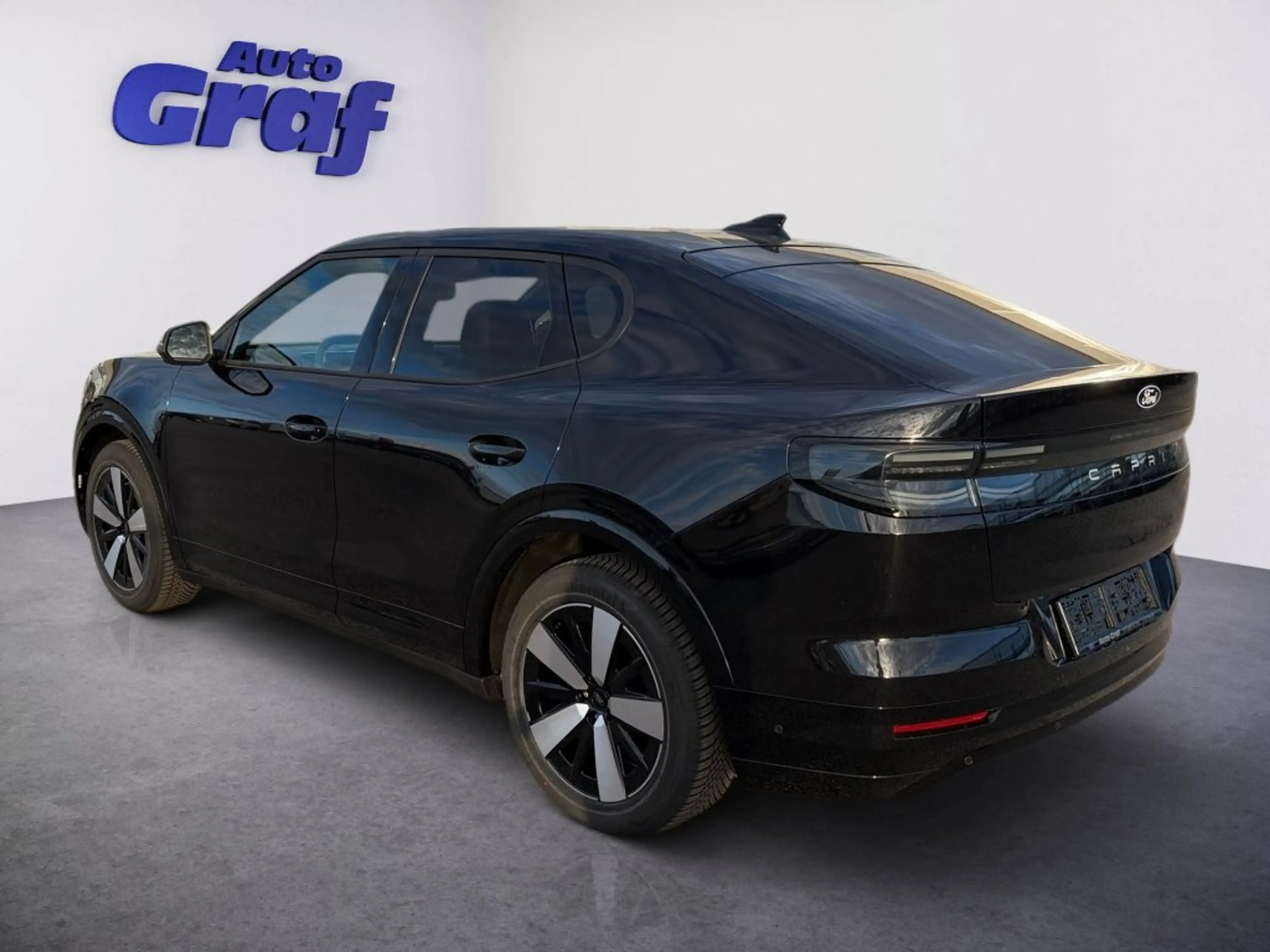 Ford Capri Premium 79 kWh Extended Range — photo 5