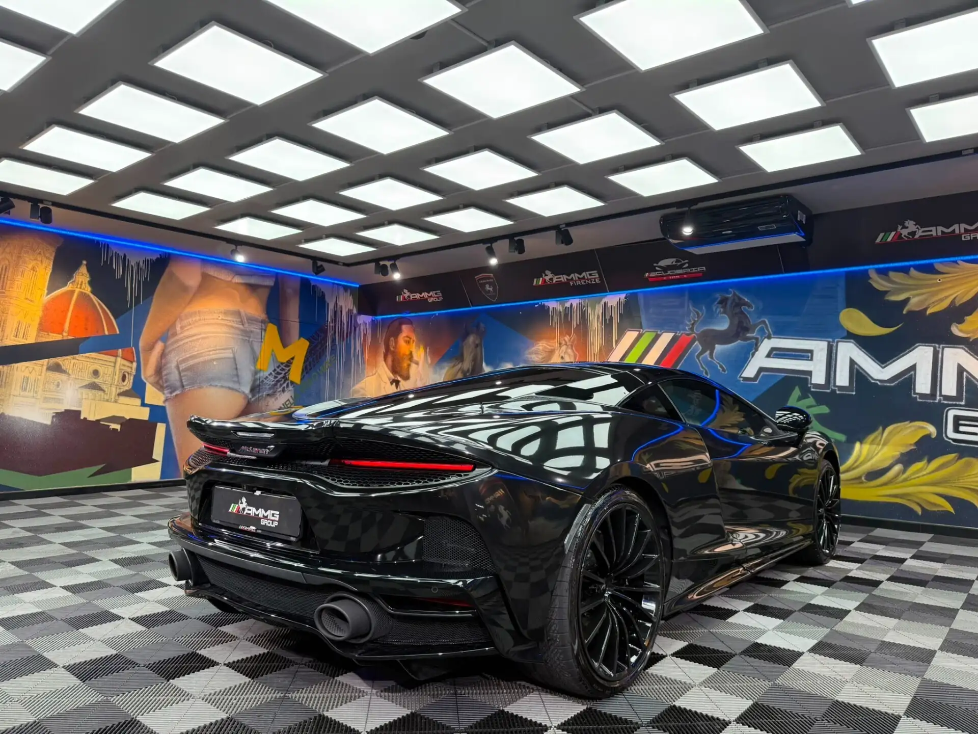 맥라렌 GT 2022 검정 사진 5