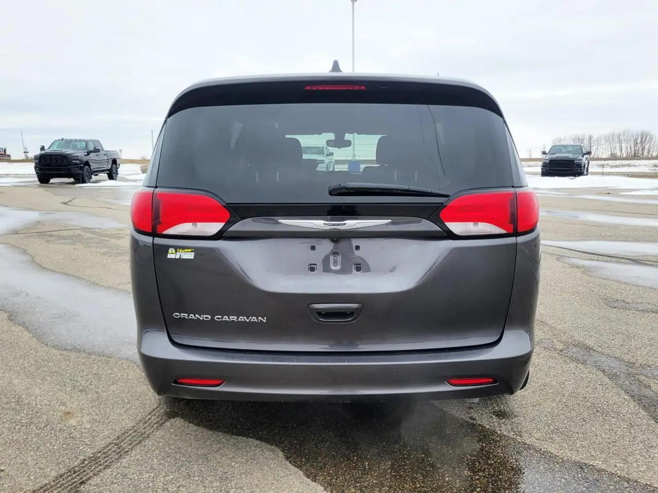 Chrysler Grand Caravan снимка Chrysler Grand Caravan
