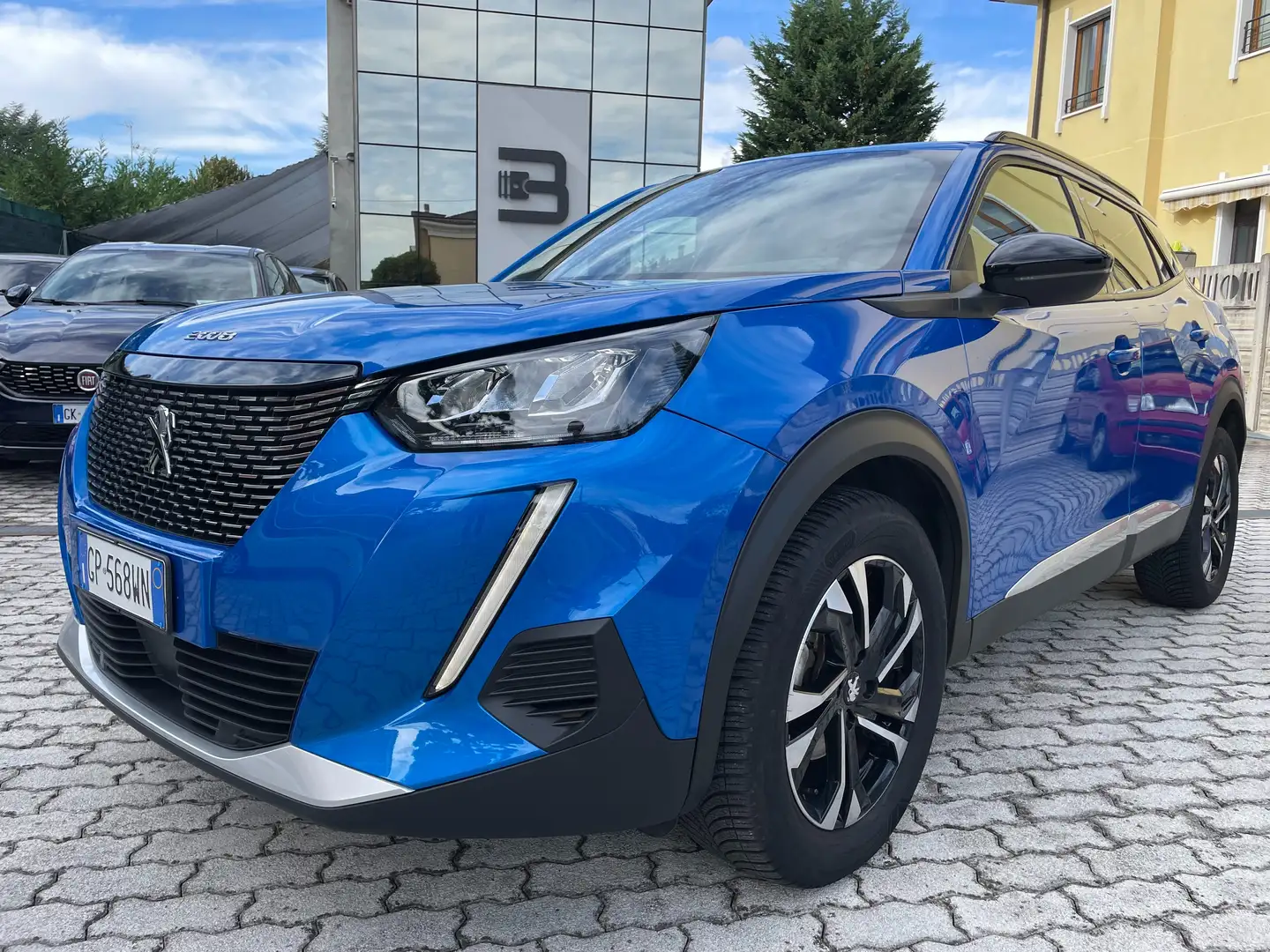 Peugeot 2008 2008 1.2 puretech Allure AUTOMATICA NESSUN VINCOLO Bleu - 1