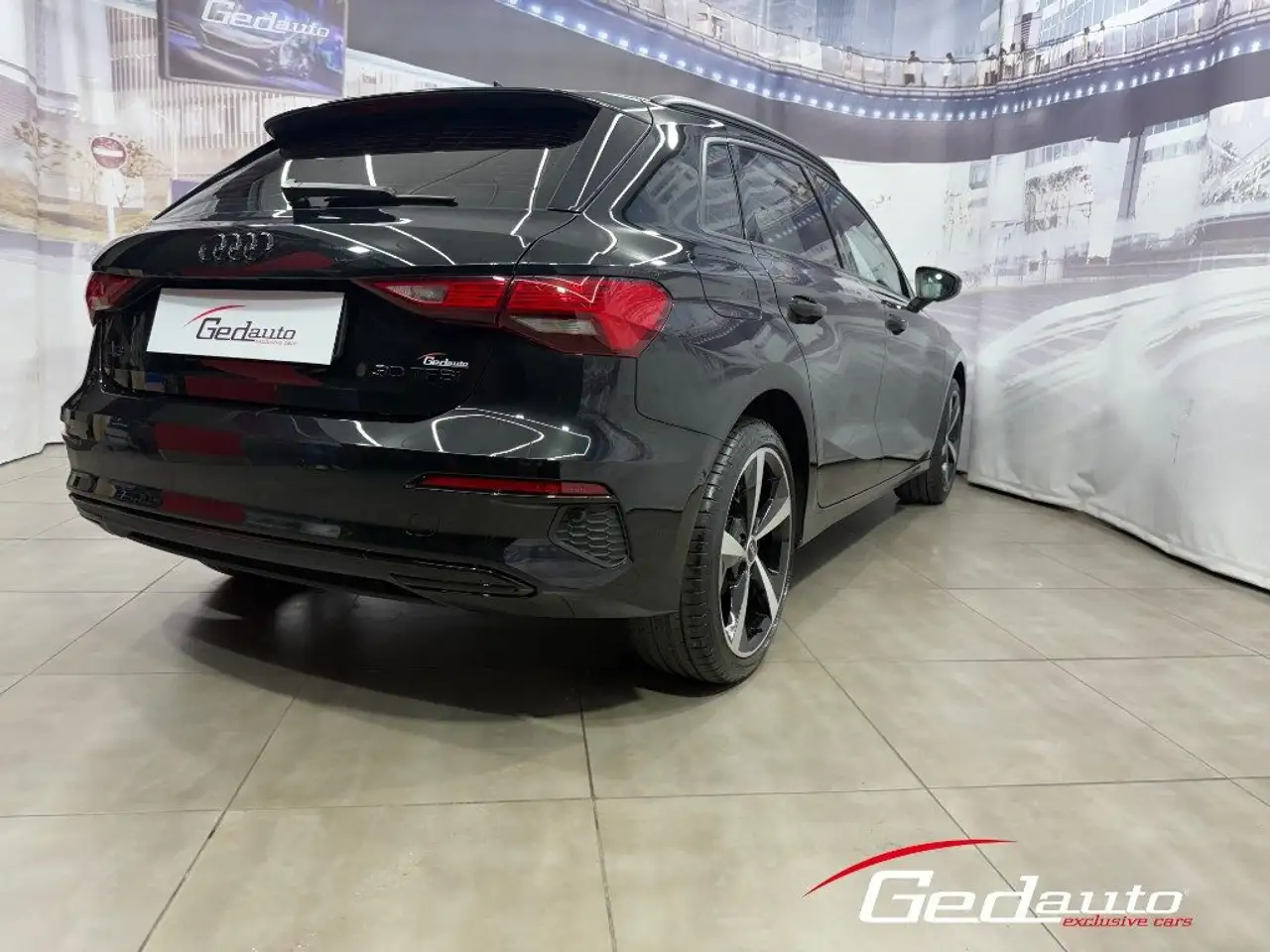 Audi A3 SPB 30 TFSI SPORTBACK S tronic black edition NAVI, миниатюра 7
