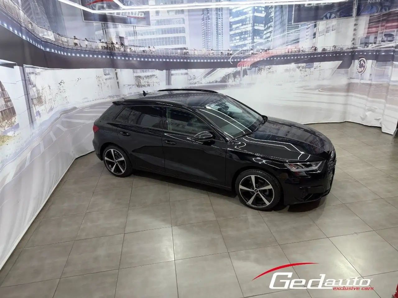 Audi A3 SPB 30 TFSI SPORTBACK S tronic black edition NAVI, миниатюра 4